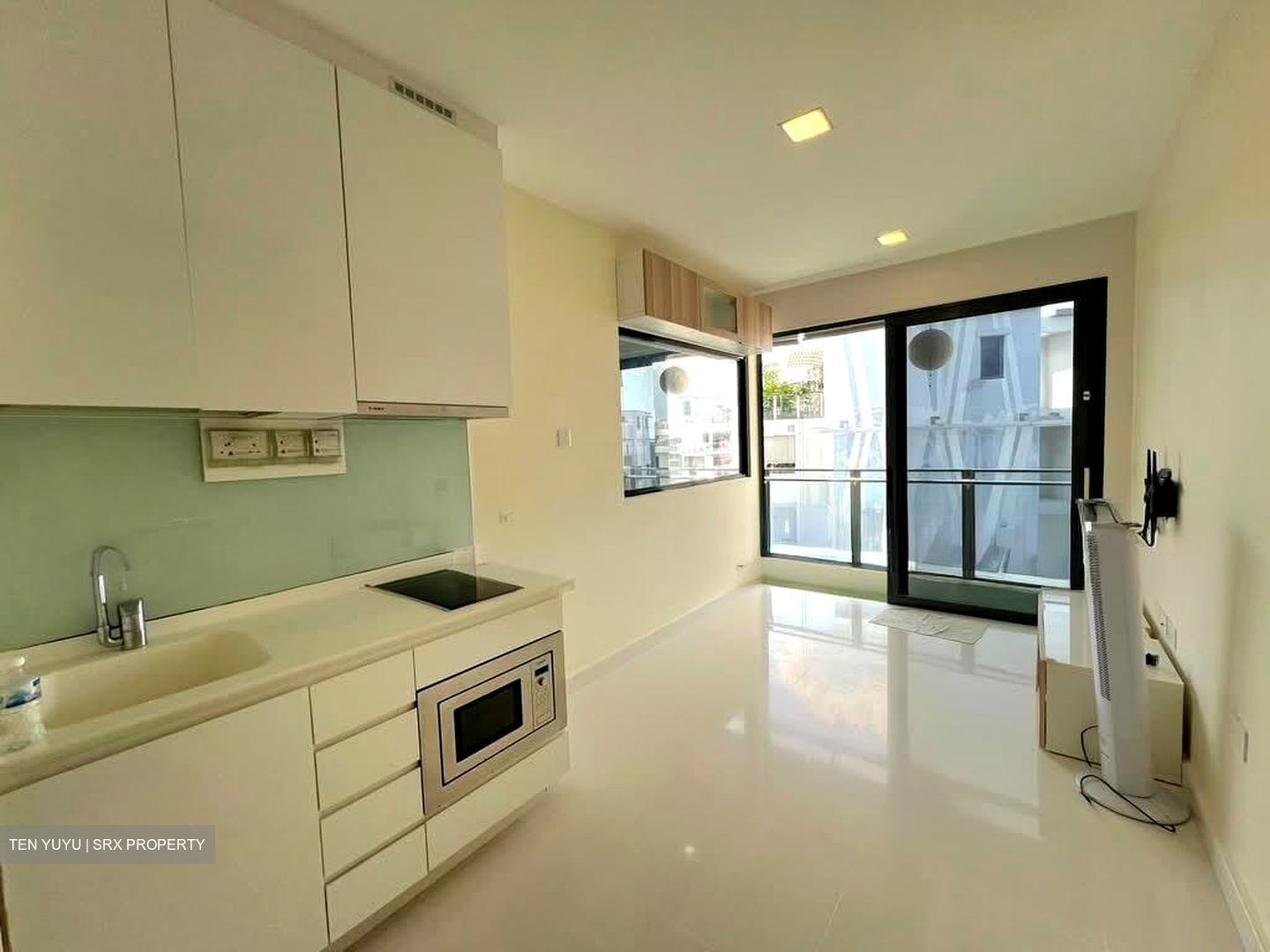 Urban Vista (D16), Condominium #533763531